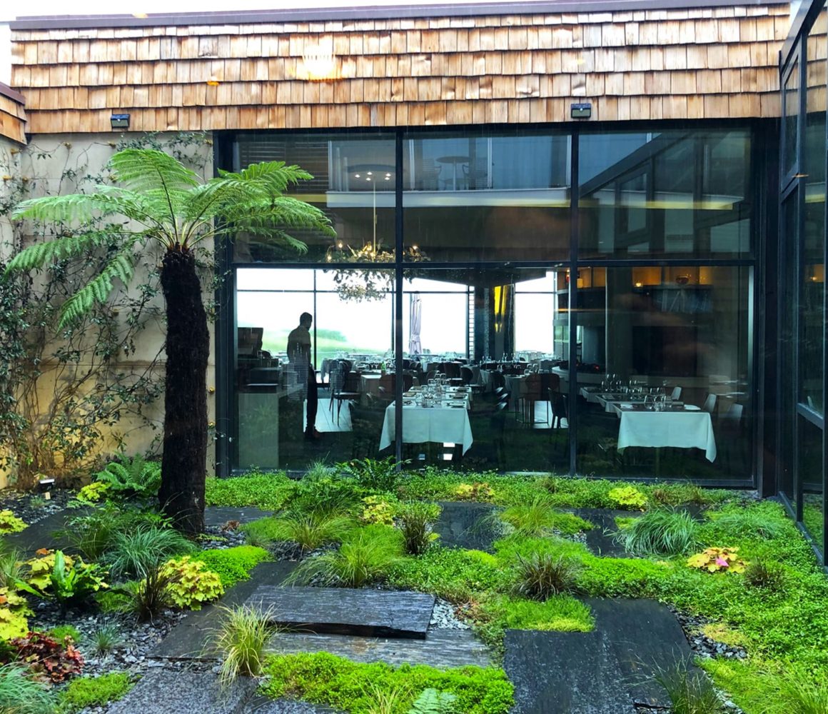 Restaurant sur le patio de l'Hôtel des bains de Cabourg